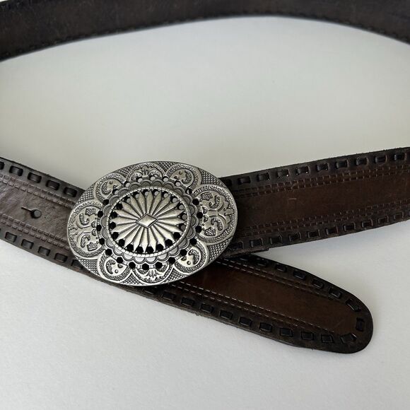 Fossil Womens Brown Embossed Leather Belt Medallion Buckle Size Medium 1.5” - Picture 5 of 11